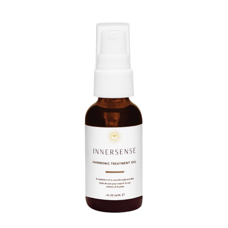 Braune Flasche Innersense Harmonic Treatment Oil mit weißem Etikett und Sprühverschluss, 1 fl oz (30 ml).